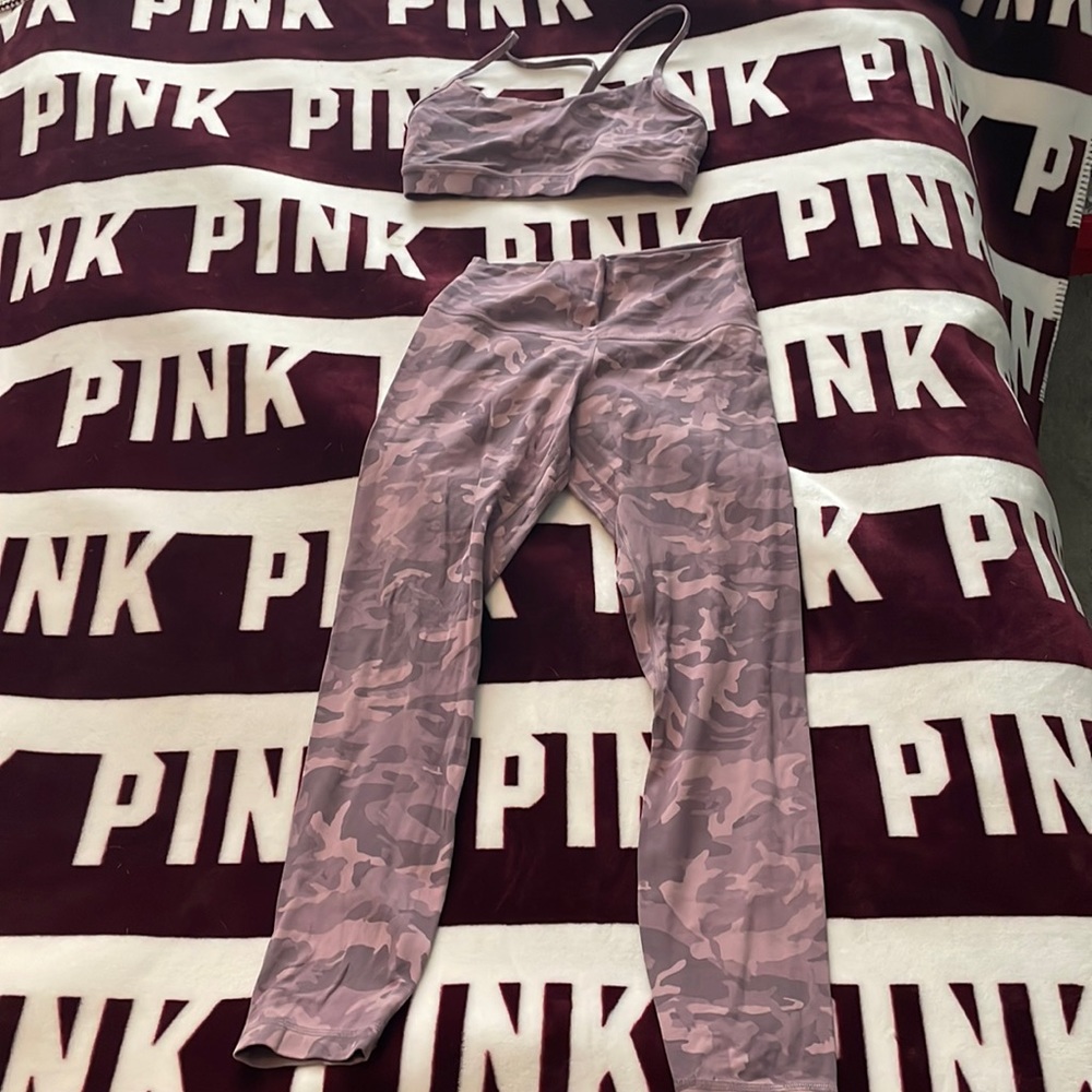 Lululemon camo sports bra and aligns